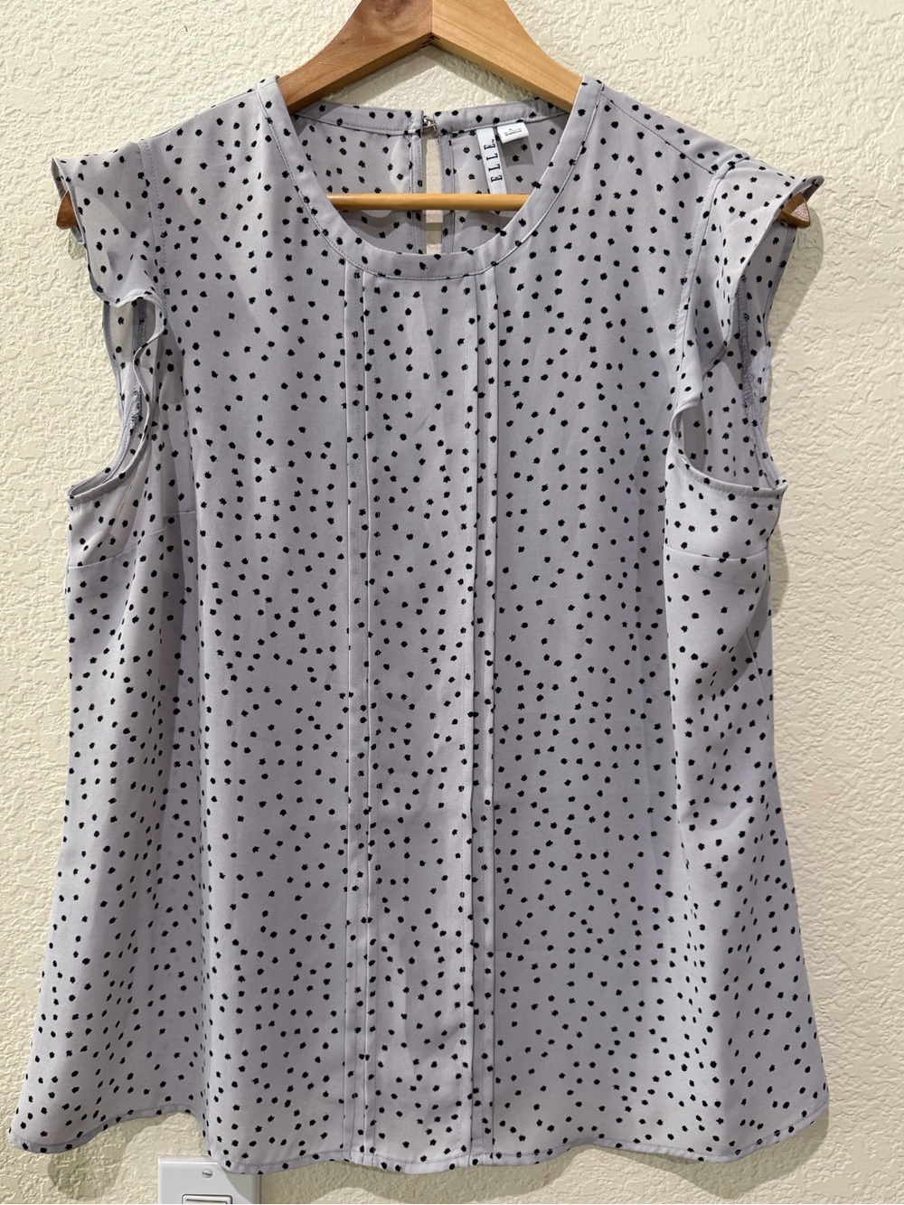 Elle Blouse NWOT